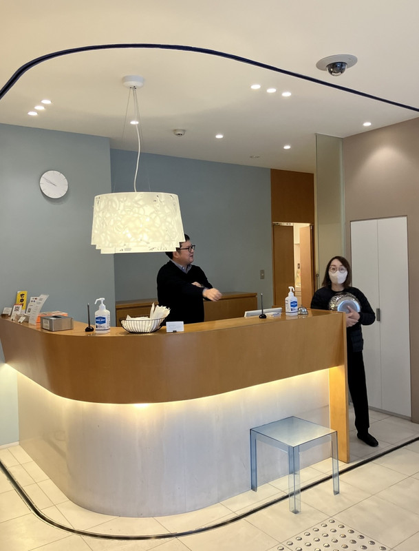 フロントカウンター