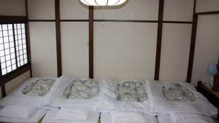 和室 (4-5名部屋 共有バスルーム)