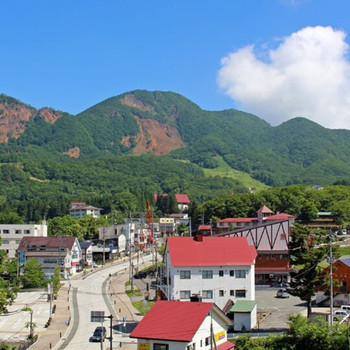 ロープウェイ近く。スキーや観光でアクティブに過ごしたい女子旅に3654902