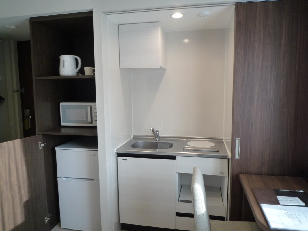 コンパクトなキッチン付き