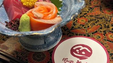 食事・飲み物 / 3