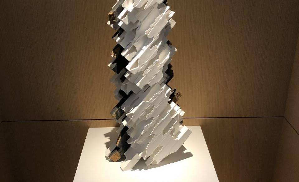 陶器のアート作品 / 5