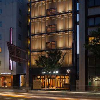 キレイなカプセルホテルで心地いい！3913905