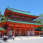 京都なら平安神宮に参拝へ♪充実の周辺スポットもご紹介！