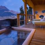 湯布院◇カップルで大人限定の温泉宿へ『Luxury villa zakuro』