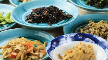 食事・飲み物 / 11