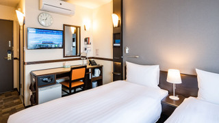 エコノミー ツインルーム 喫煙可