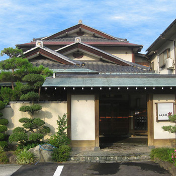 小さな宿で静かに過ごしたい人におすすめ3520355