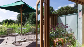 テラス ツインルーム 禁煙（3名の場合はエキストラベッド追加）