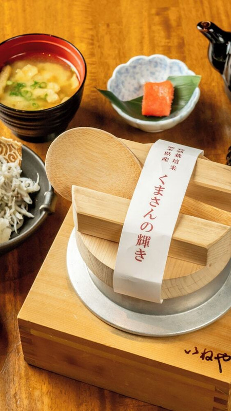 朝食