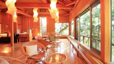 ラウンジ 小とりサロン2 / 8