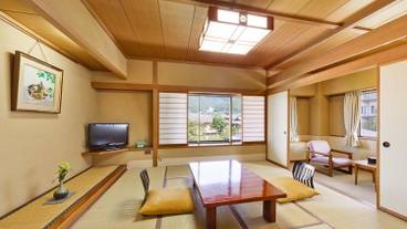 白鷺亭 客室一例① / 4