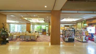 内部エントランス / 2