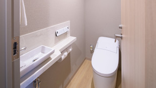 デラックストリプル (禁煙)