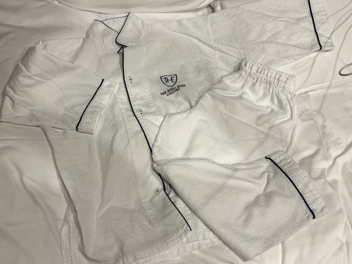 パジャマはセパレートで半端丈のもの / 5