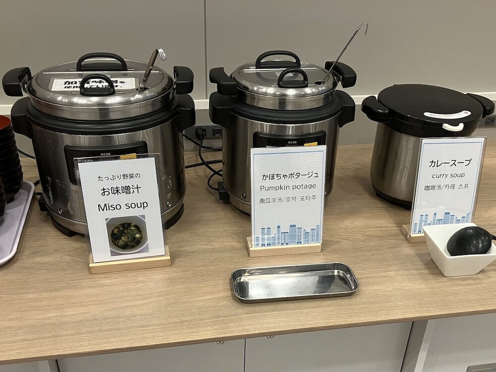 朝食