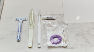 2カプセルルーム 女性用 共用シャワーとトイレ