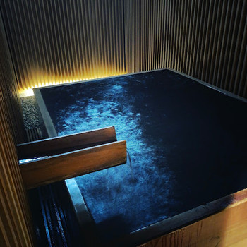 2人きりで湯浴みを楽しむ贅沢…3393583