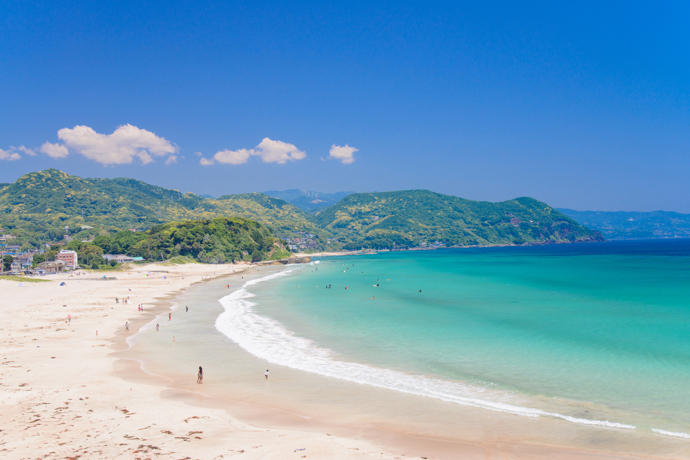 伊豆、白浜海岸、初夏のビーチ