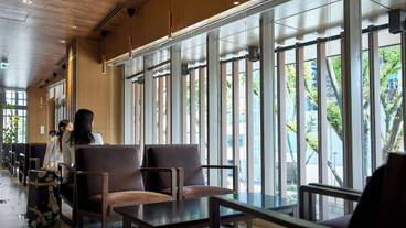 ロビー応接スペース / 10