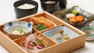 食事・飲み物 / 2