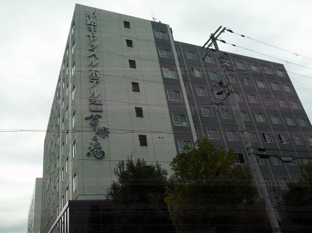 西館　フロントなどはこちらです