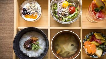 朝食／おかず一例③ / 5