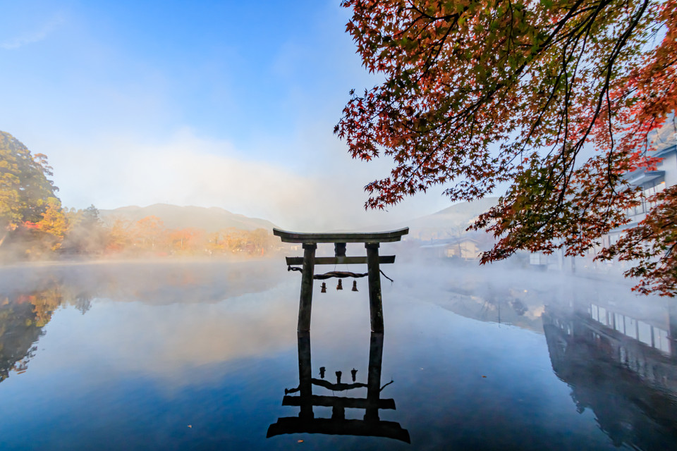金鱗湖