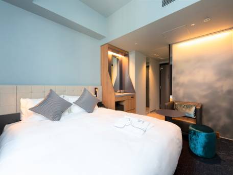 ザ ロイヤルパーク キャンバス 銀座8 / 3