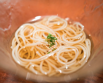 「よろにく」料理 760405 2016.6 阿波の手延べそうめん