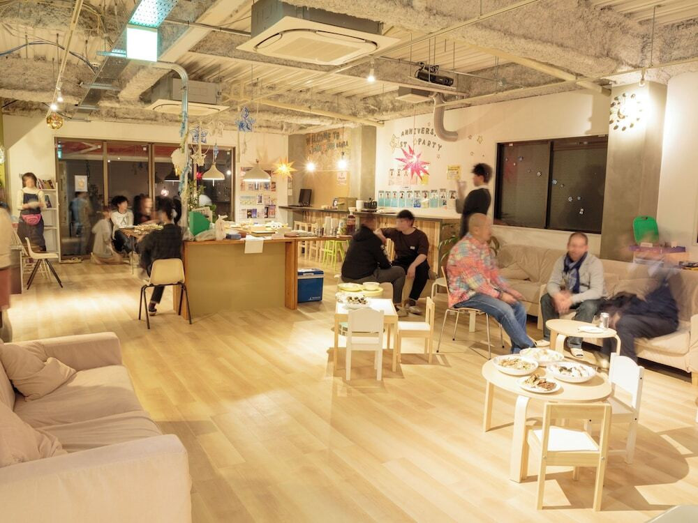 ロビーラウンジ