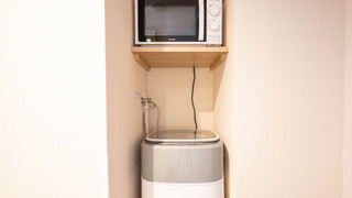 ダブルルーム キッチン& 電子レンジ/洗濯機