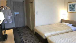 ツインルーム (Symphony)