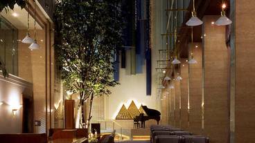 カフェ「ロビーラウンジ」 / 4