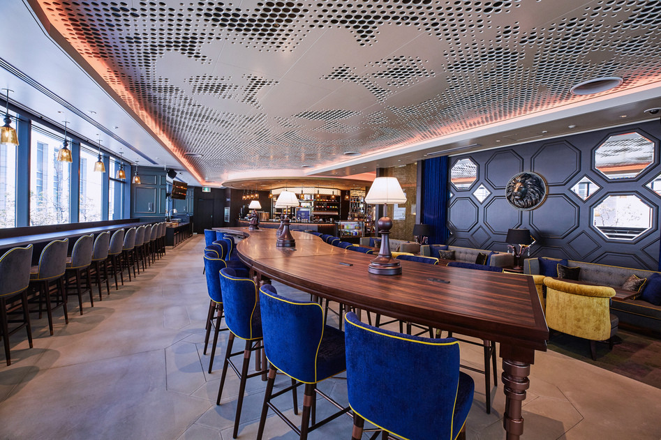 北浜で大人の自由時間を楽しむ。気ままなステイを満喫4261207