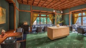 ラウンジ 寧楽 / 2