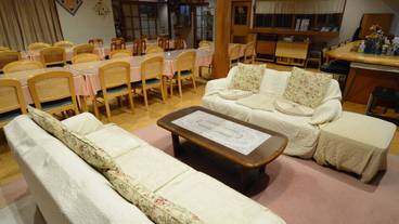 ロビー応接スペース / 3