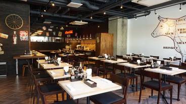 朝食スペース / 12