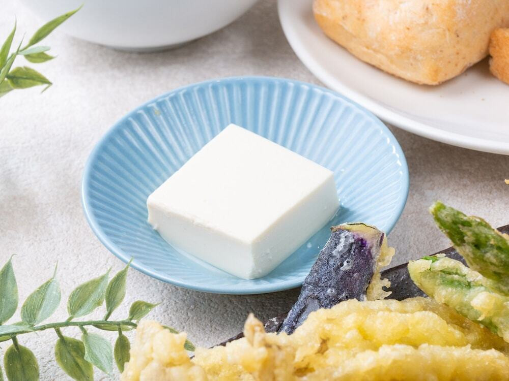 朝食