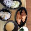 朝食　　