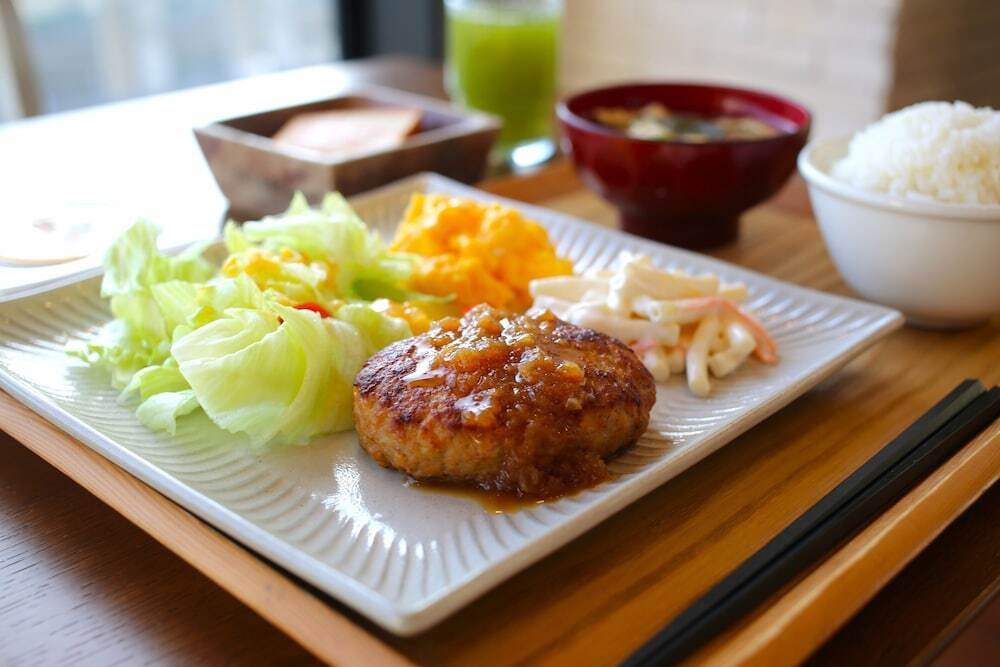 朝食