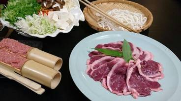 食事・飲み物 / 12