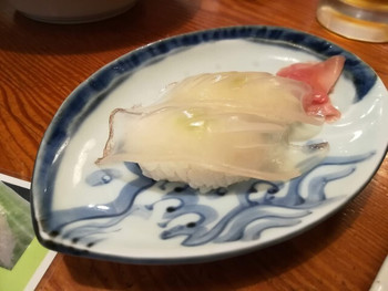 「山茂」 料理 119249473 イカのエンペラの握り寿司