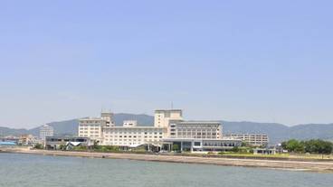 ホテル竹島外観・昼② / 2