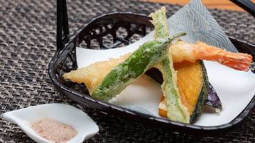 食事・飲み物 / 16