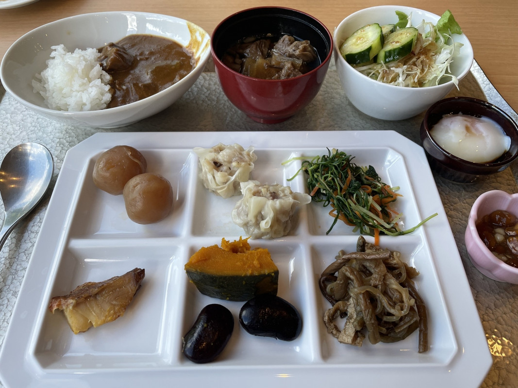 朝食