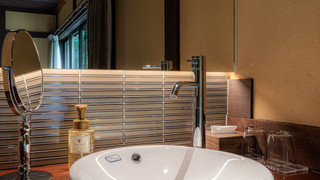 落合の間 (京間8畳+4畳)