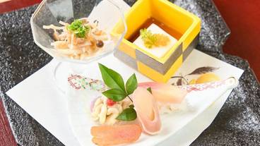 食事・飲み物 / 12