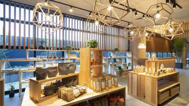 展示販売コーナー / 17
