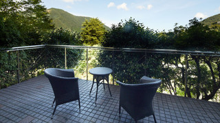 コンドミニアム C